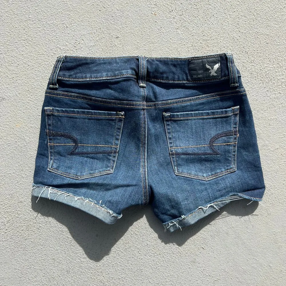 AEO Super Stretch Dark Wash Shortie Jean Shorts Size 00 - Image 4