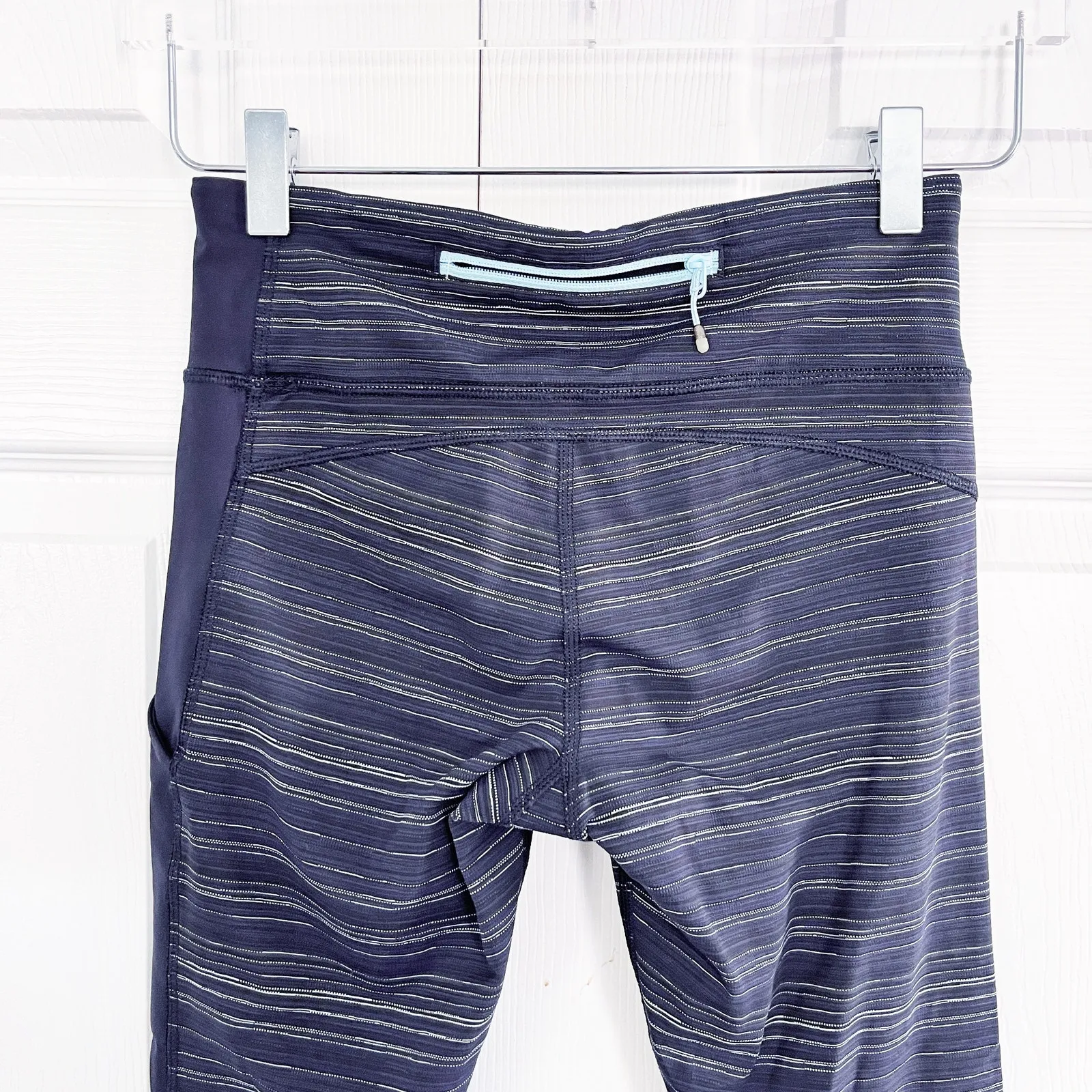 Lululemon Run the World 7/8 Tight Cyber Stripe Naval Blue Black / Naval Blue - Image 6