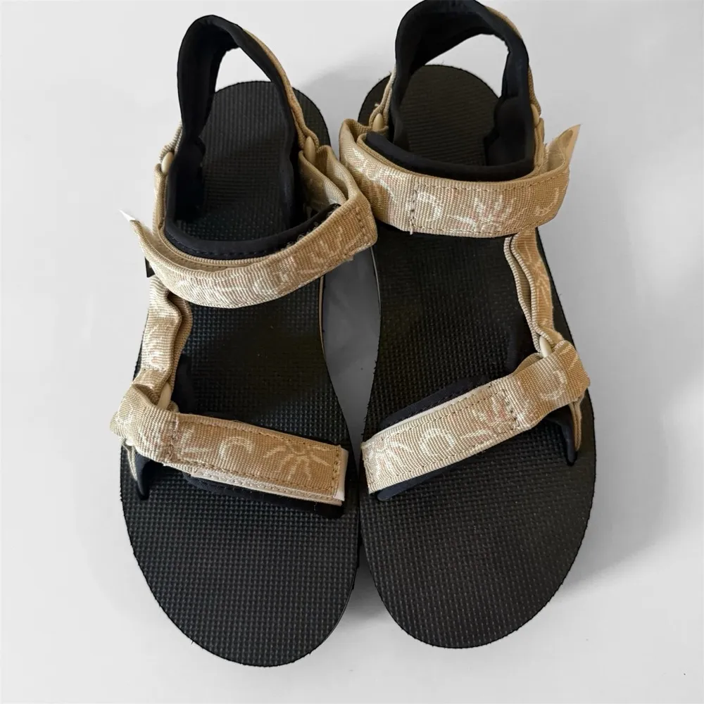 TEVA TROOPER UNIVERSAL TRAIL STRAPPY HIKING SANDALS WOMENS US SZ 10 White - Image 3