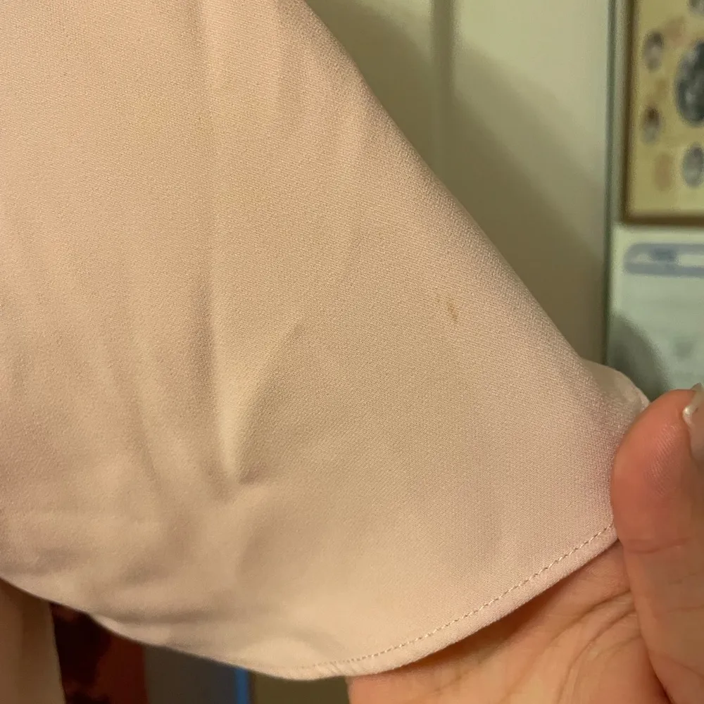 AMANDA UPRICHARD BABY PINK FLUTTER SLEEVE DRESS - Image 4