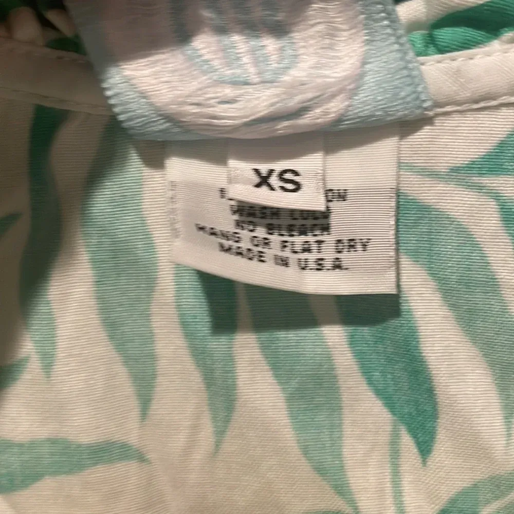 Devon Baer Fern Print‎ Ruffle Neck Top Green Size XS - Image 4