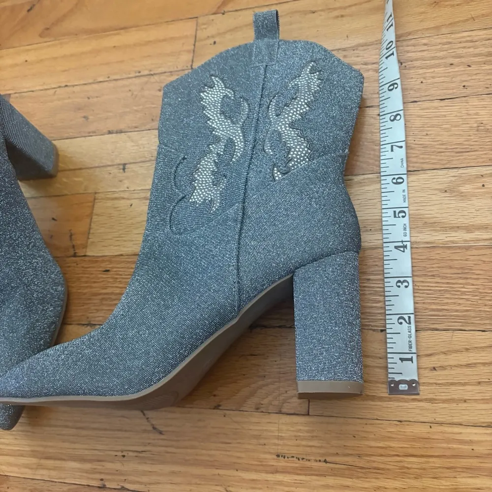 MIA Mettalic Western Boots Size 9 - Image 3