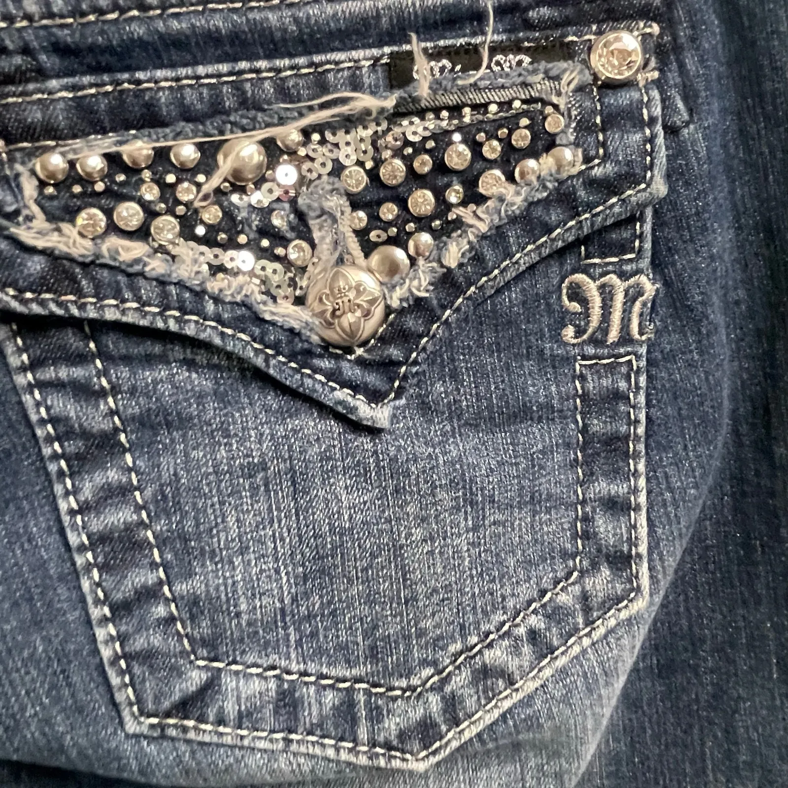 Miss Me Signature Rise Bootcut Jeans Size 29 Bling Y2K Grunge Flap Pockets - Image 6