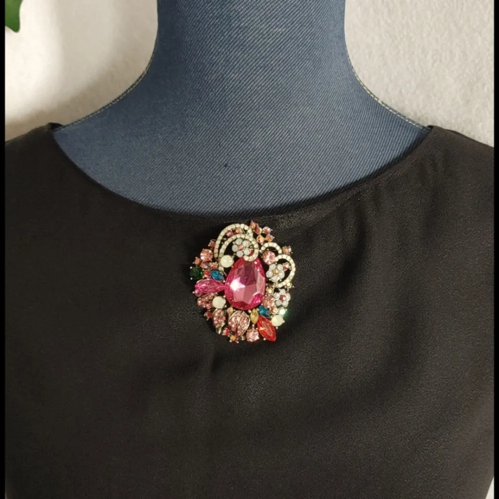 Vintage Statement Brooch Pin / Pendant Pink - Image 5