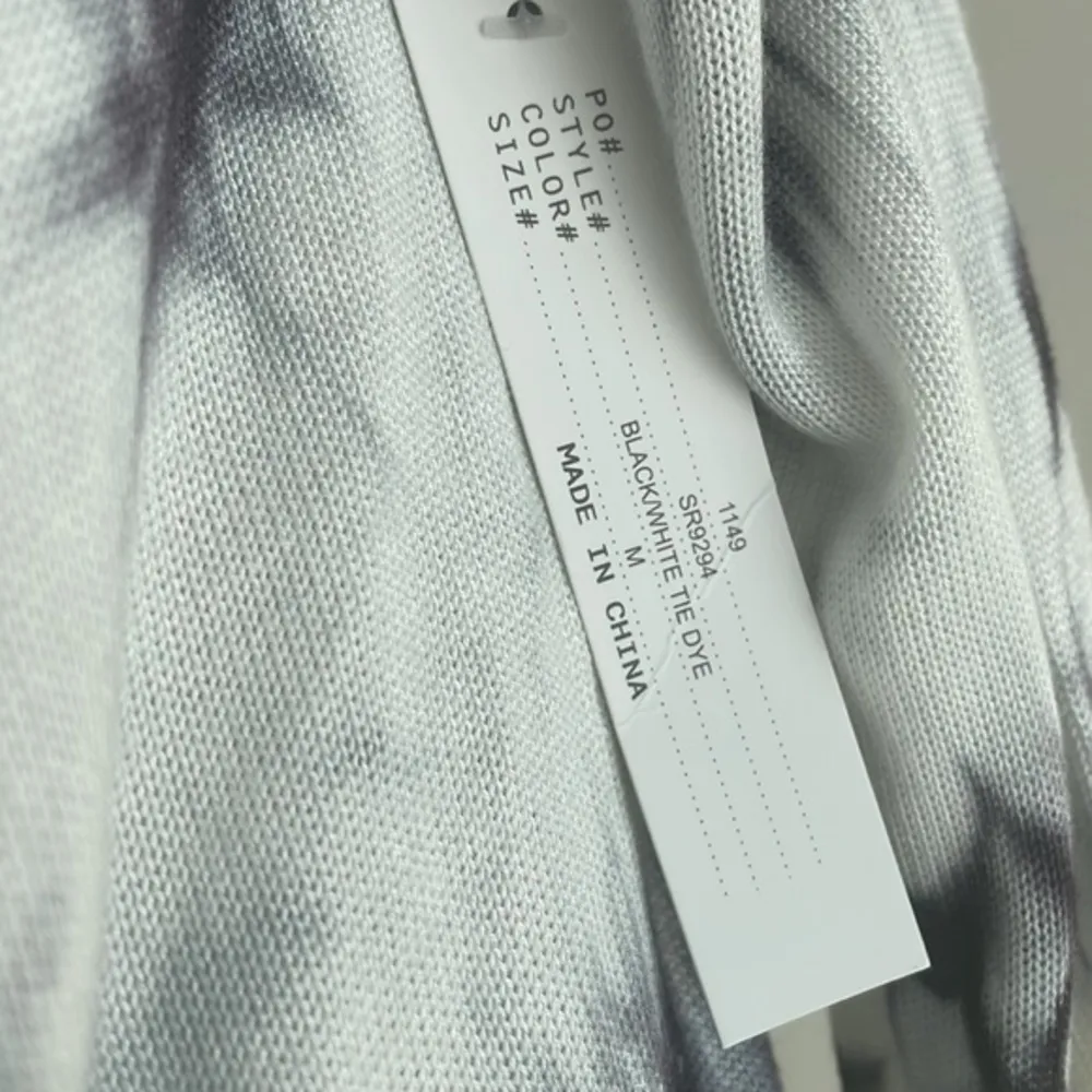 Sweet Romeo  Light Weight Tie Dye shredded cardigan White Black Sweater Medium - Image 3