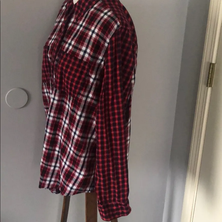 🇺🇸 BOGO Intro button down shirt 100% cotton Red Size undefined - Image 4