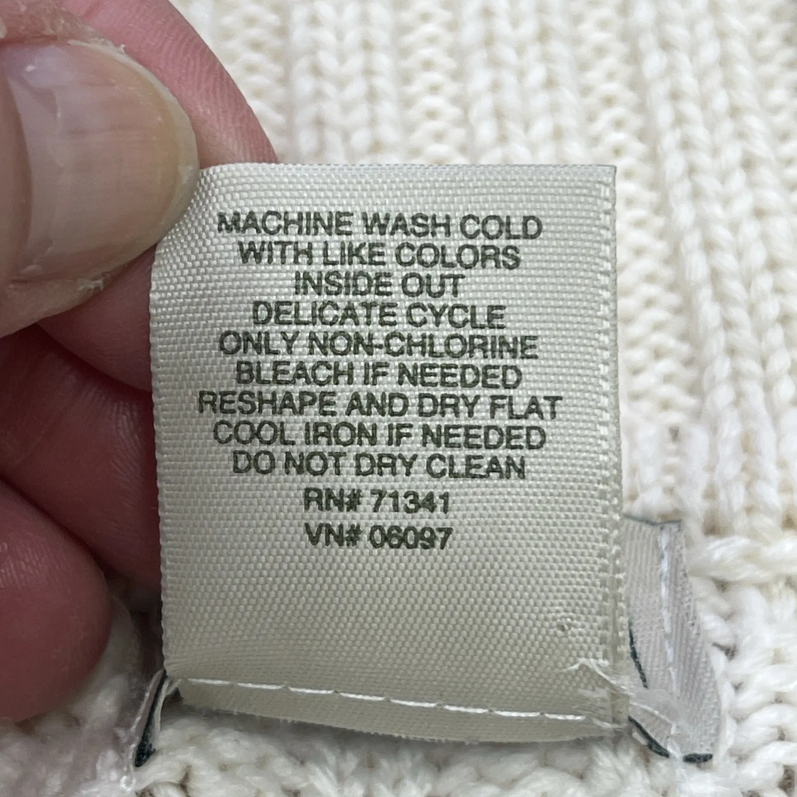 LL Bean Wool Blend Cardigan Cable Knit Fisherman Toggle Button Size Medium - Image 10