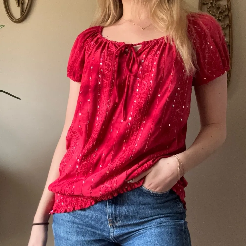 Dressbarn Red Sequins Top - Image 7