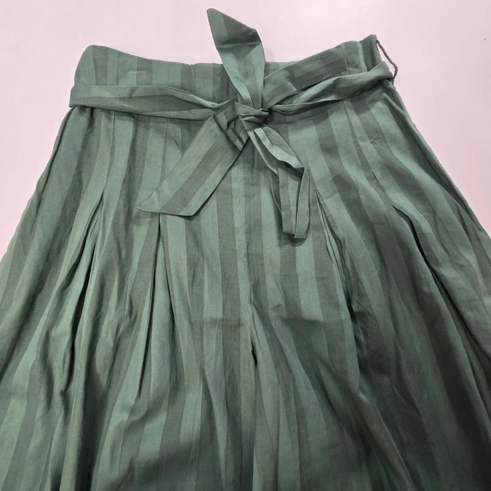 Tularosa Kade Pant in Sage Green Large - Image 6