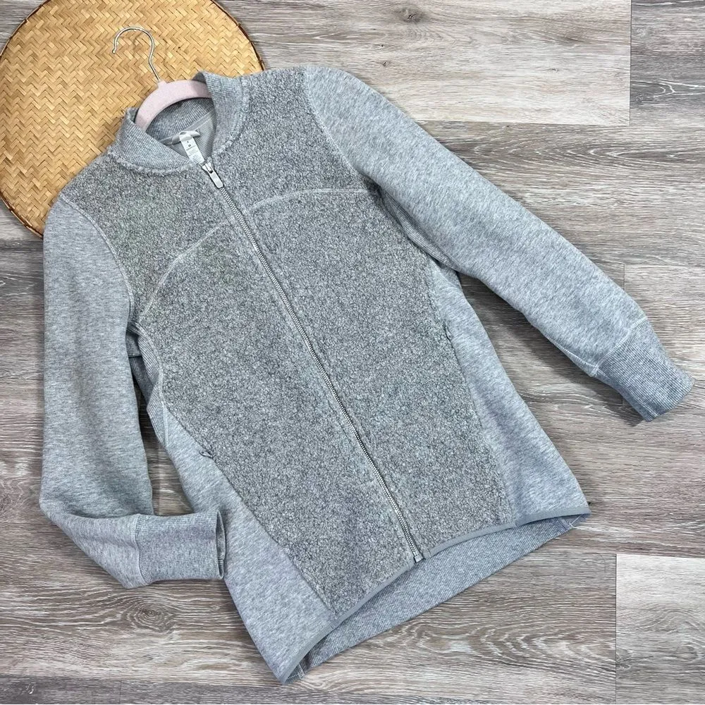 Lululemon stand out sherpa jacket in‎ gray - Image 3