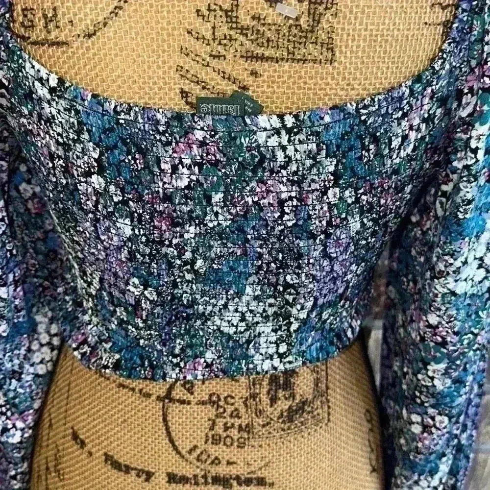 Wild Fable floral long sleeve crop top - Image 10