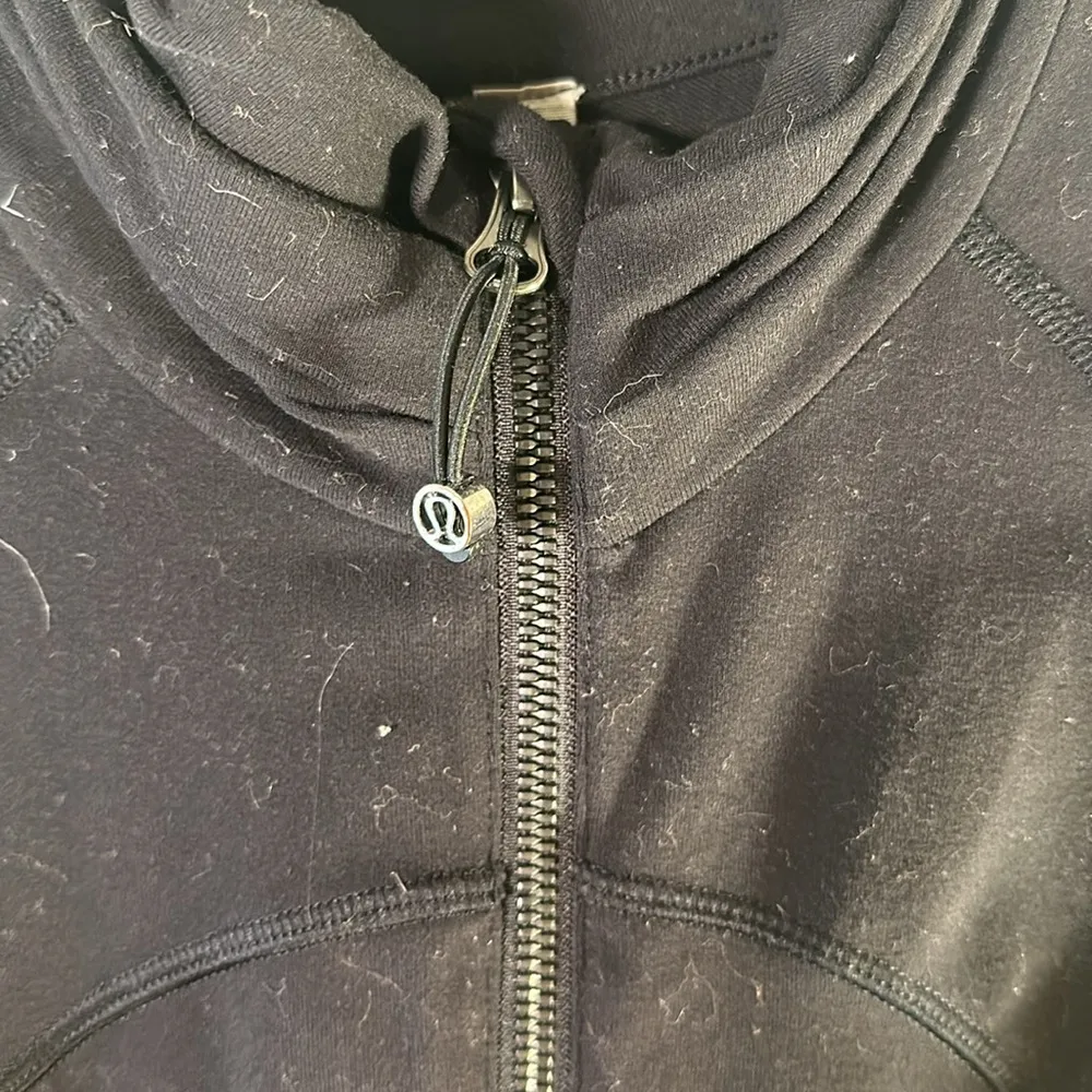 Lululemon Full Zip Jacket Lightweight great all year round Staple black size 8 - Image 6