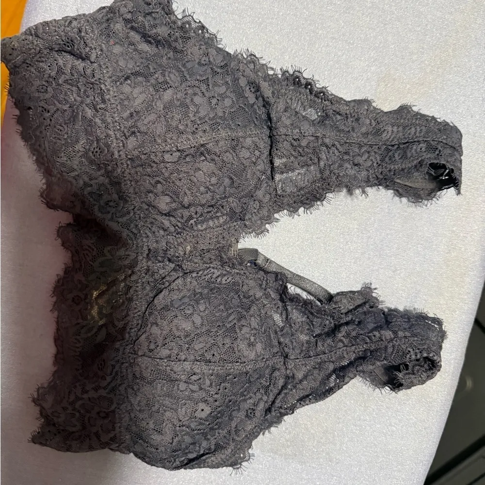 NWT aerie Blue Lace Bralette with Wide Straps and V-Neckline - Image 3
