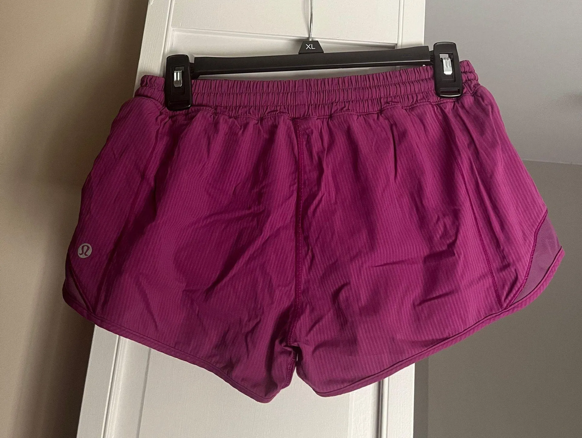 Hotty Hot Short 2.5” NOT SOLD ANYMORE - Image 2