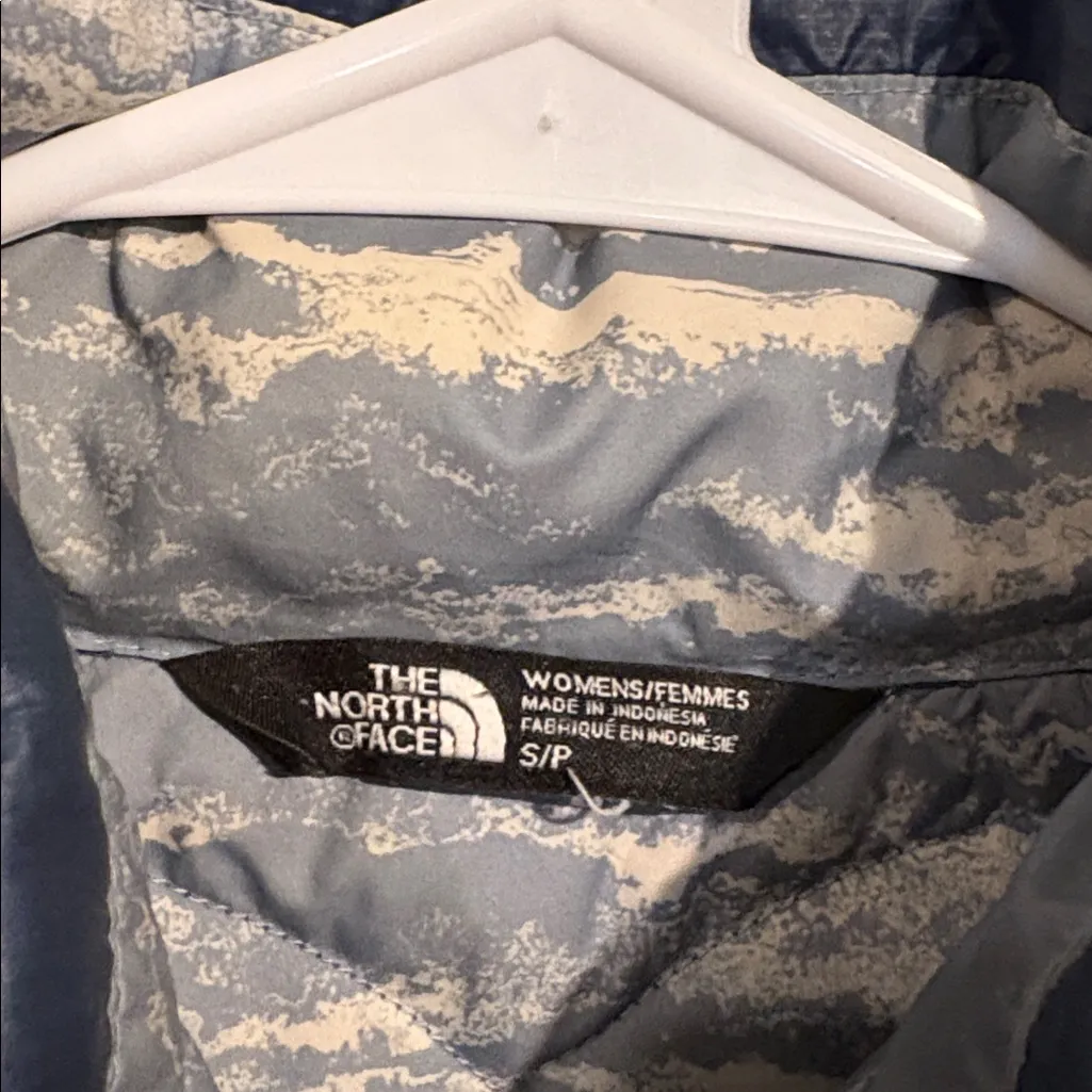 The North Face | 550 Puffer Jacket - Image 4