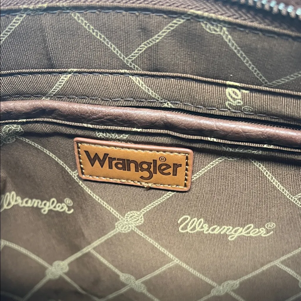 Wrangler | Fringe Shoulder Bag - Image 6