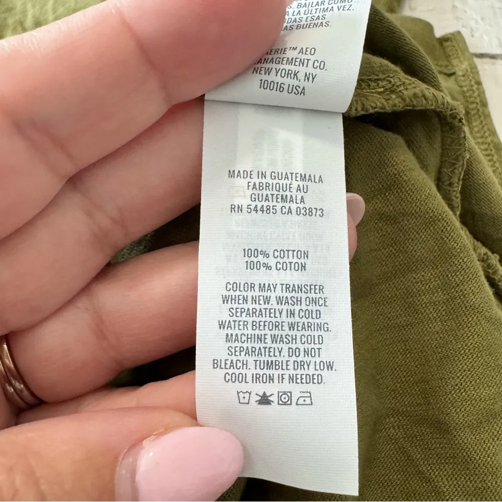 Aerie  Oversized Henley Tee NWT size Small Olive‎ Green Short Sleeves Snap Front - Image 9