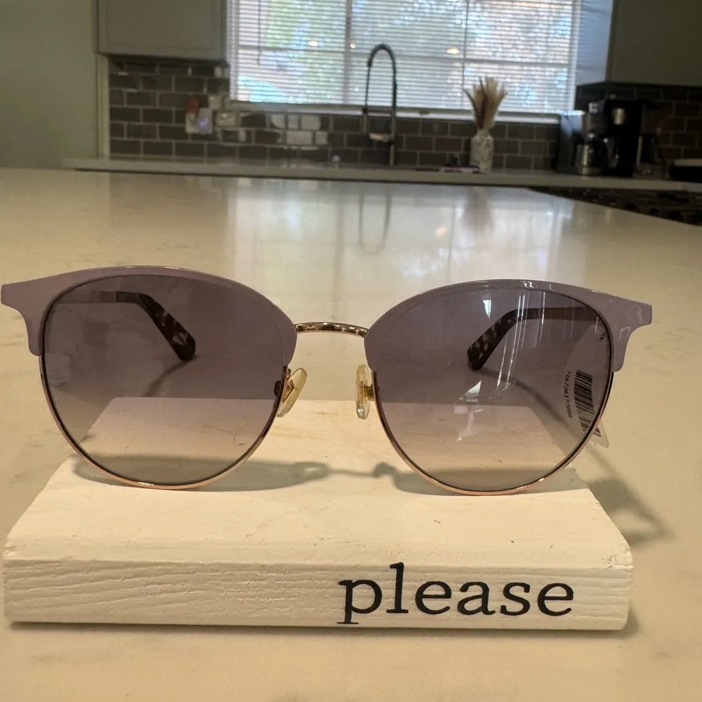 KATE SPADE Stylish Purple and Gold Sunglasses - Image 3