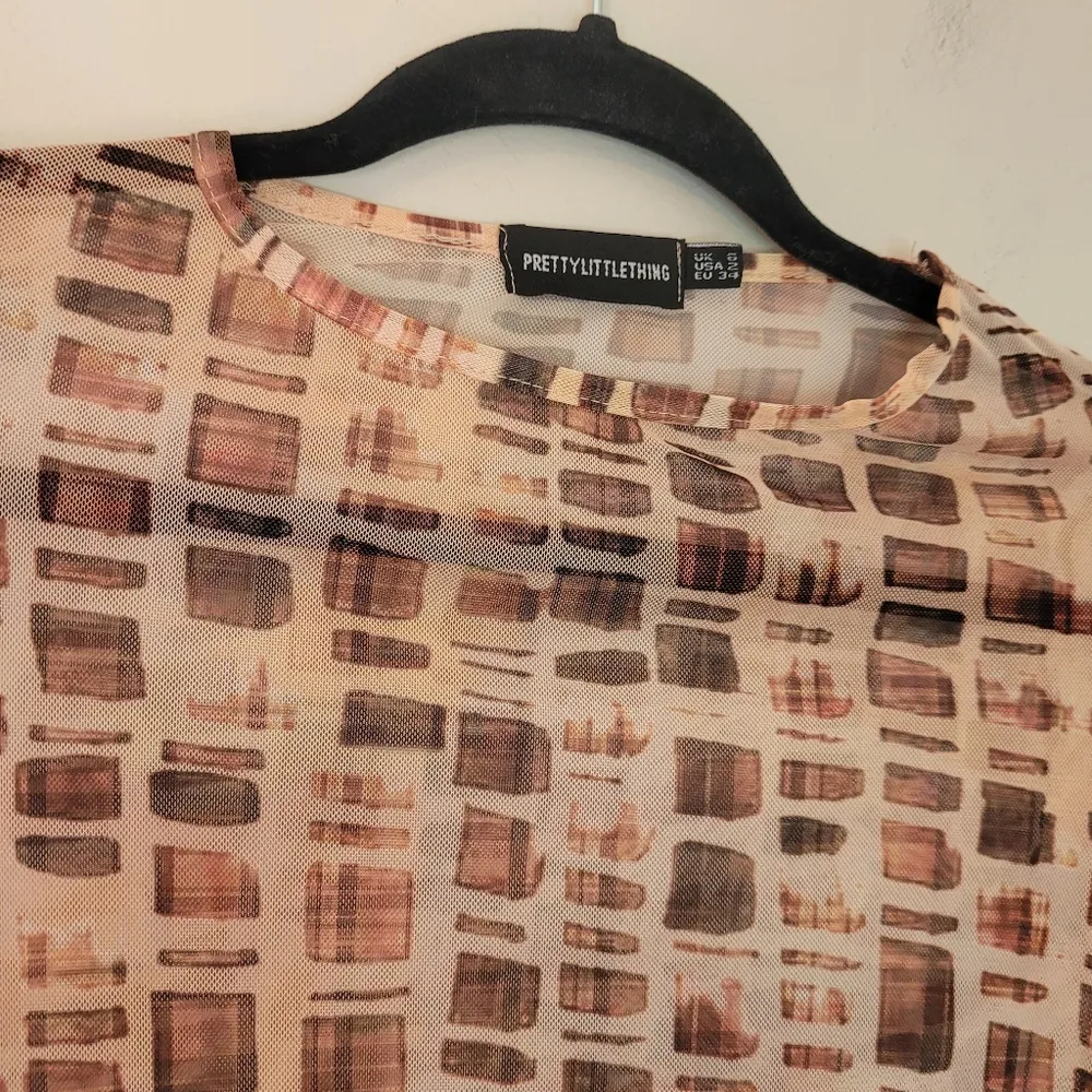 PrettyLittleThing Brown And Tan Square Print Long Sleeve Sheer Dress - Image 5