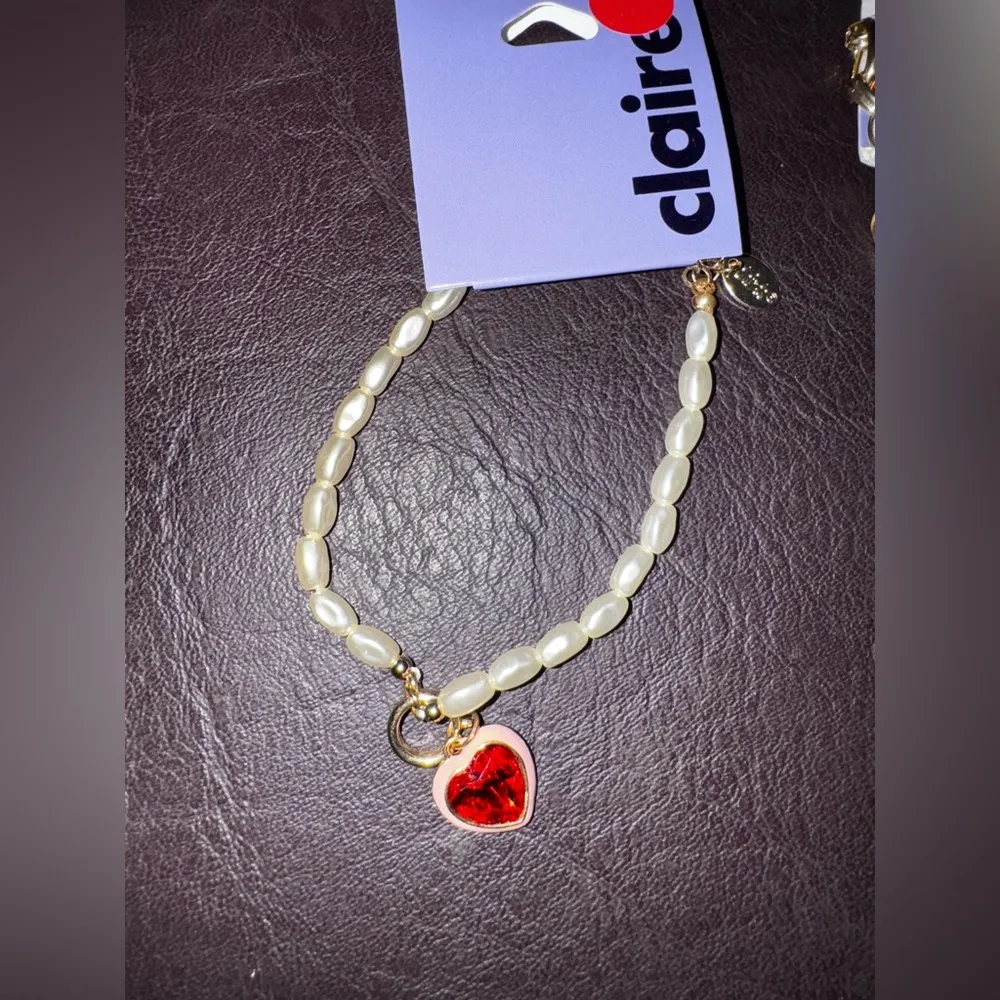 Claire's Red and Cream Heart Charm Bracelet - Image 3
