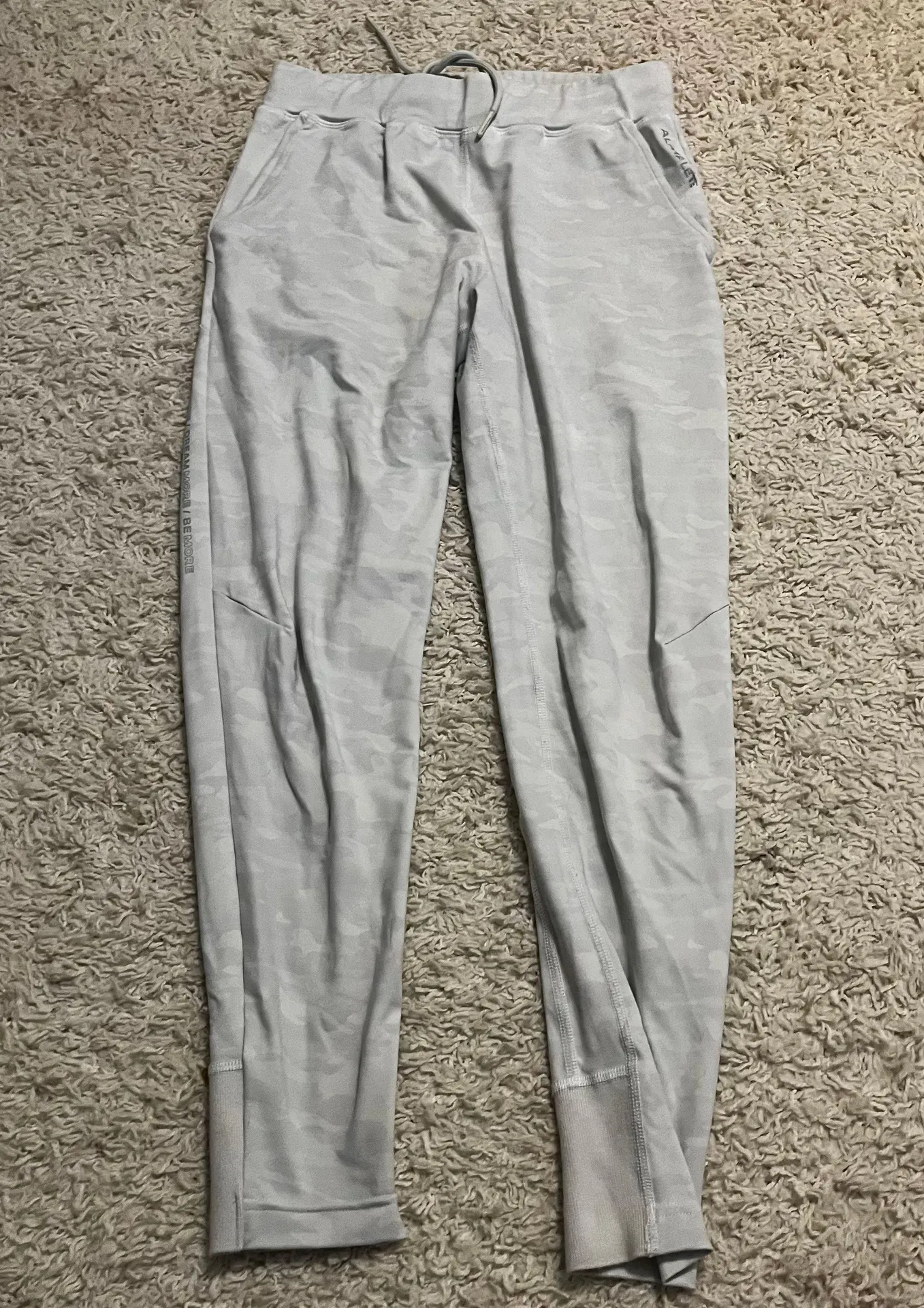 White Camo Joggers Size Medium - Image 4