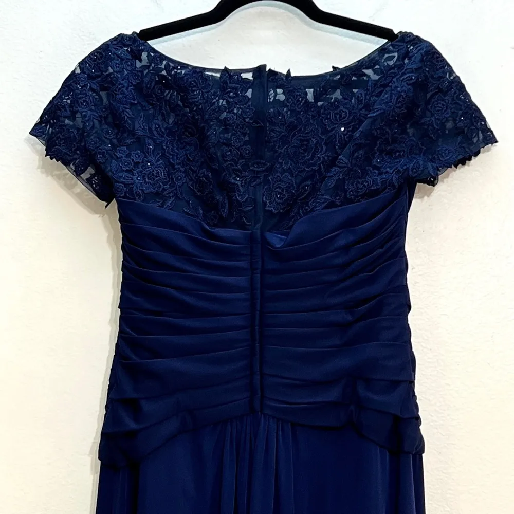 La Femme 28029 Illusion Yoke Twist Front Jersey Gown - Image 6