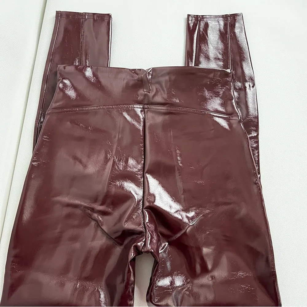 SPANX Shape Faux Leather Patent Leggings Size Medium Petite Ruby Burgundy Shiny - Image 6
