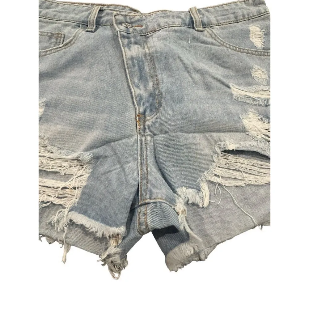 SHEIN x Anitta Women's High Rise Distressed Denim Shorts Light Wash Size Large - Image 3