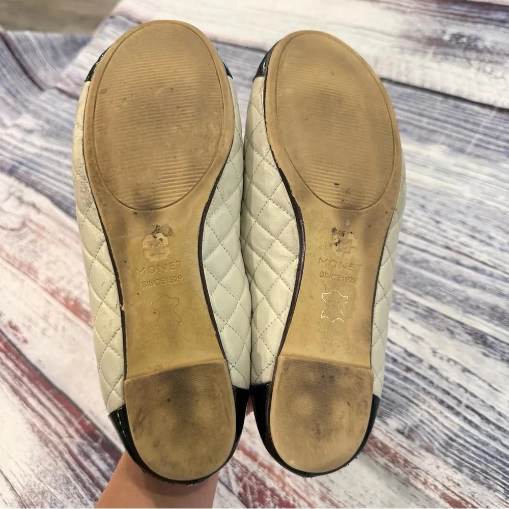 MONET Leather Black and White Quilted Women's Flats Size undefined - Image 5