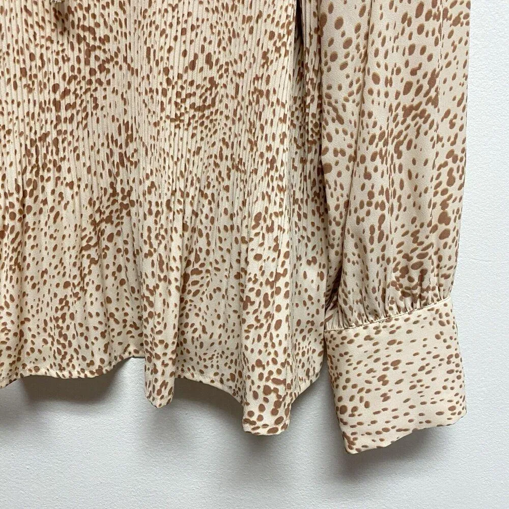 Simply Vera Vera Wang Womens XL Pleated Split Neck Top Blouse Plus Beige - Image 4