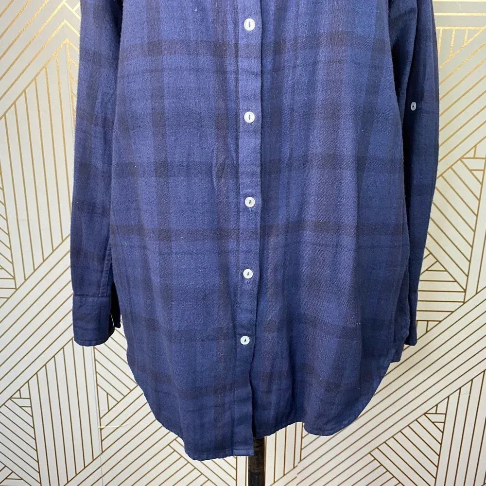 SoulCycle‎ Blue Plaid Flannel Button Down Logo Top - Image 5