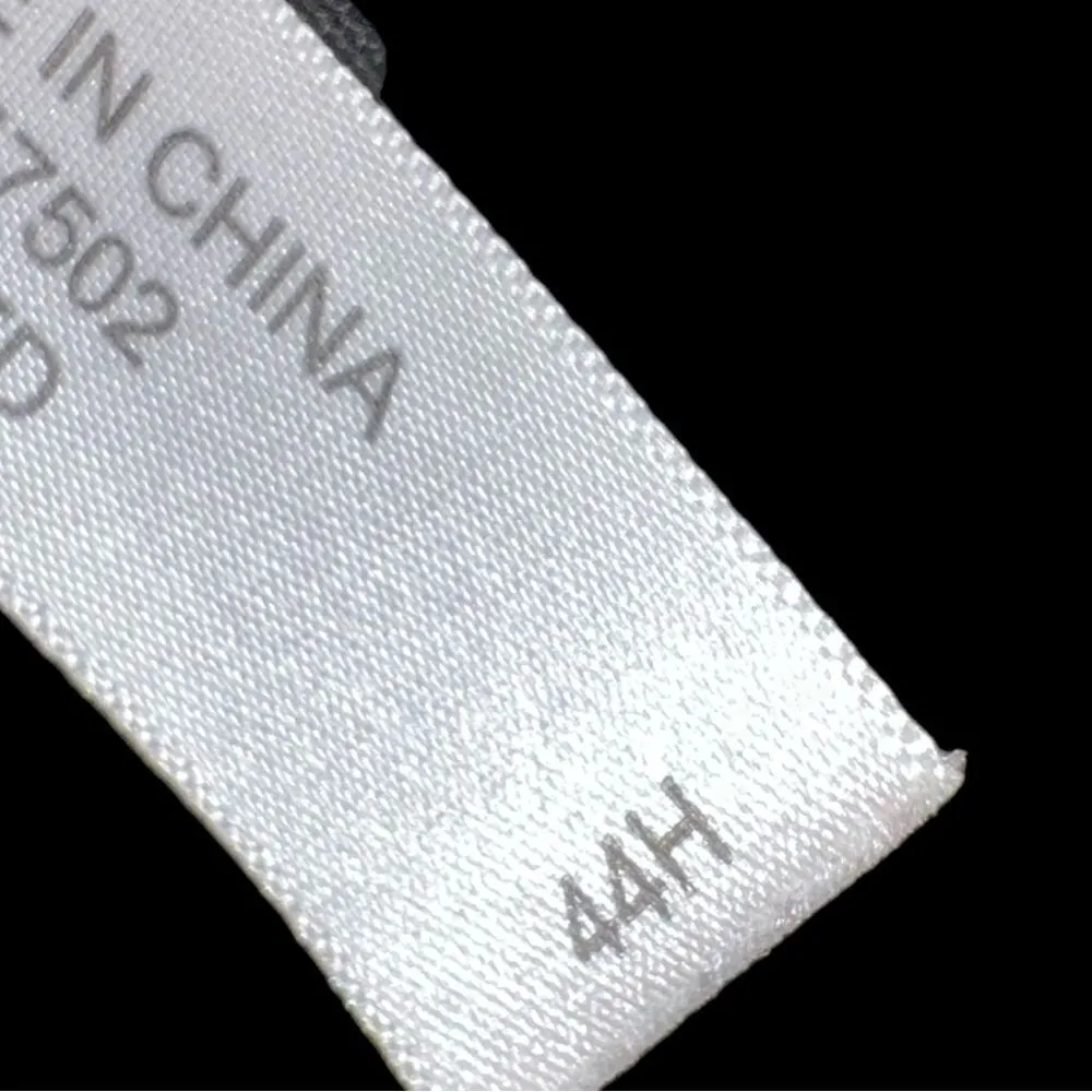 Ashley Stewart butterfly bra! black smooth bra with double back straps! - Image 10