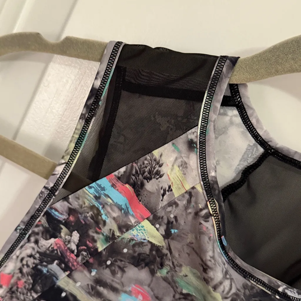 Lululemon Pattern Tank Top - Image 2