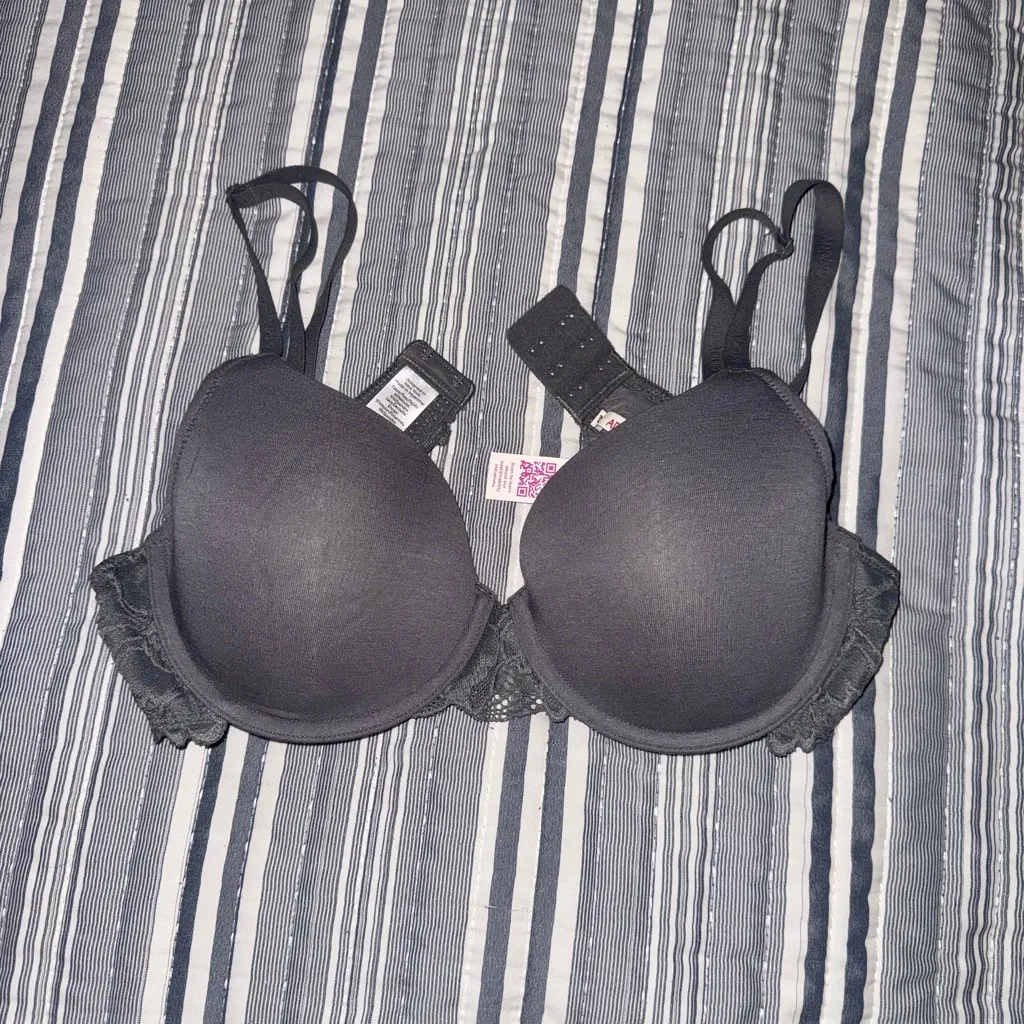 Adore Me Women’s Jainey Contour Plunge Bra Smoky Dark Gray 36C Lace Detail NWT - Image 5