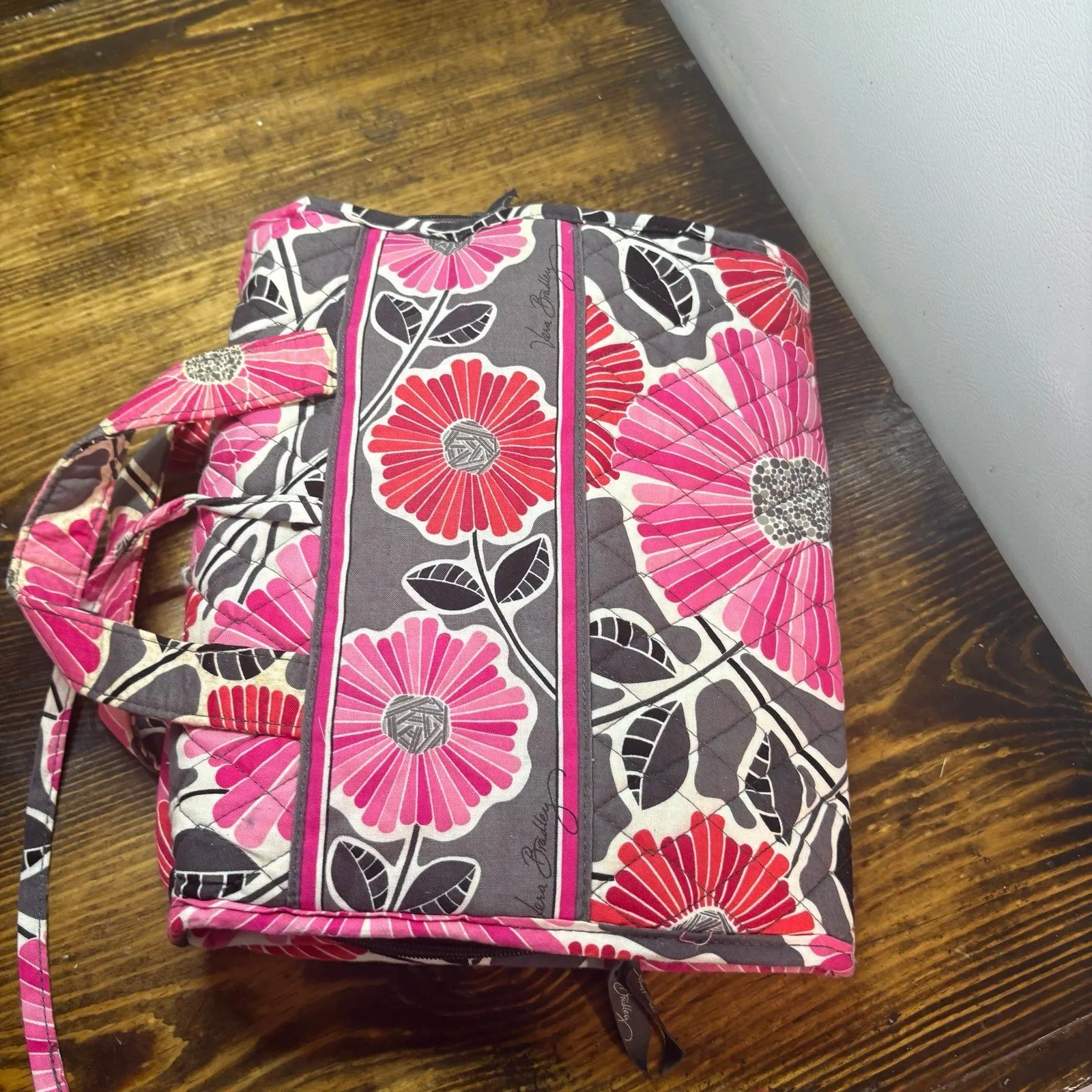 Vera Bradley Travel/Cosmetic‎ Carrier - Image 2
