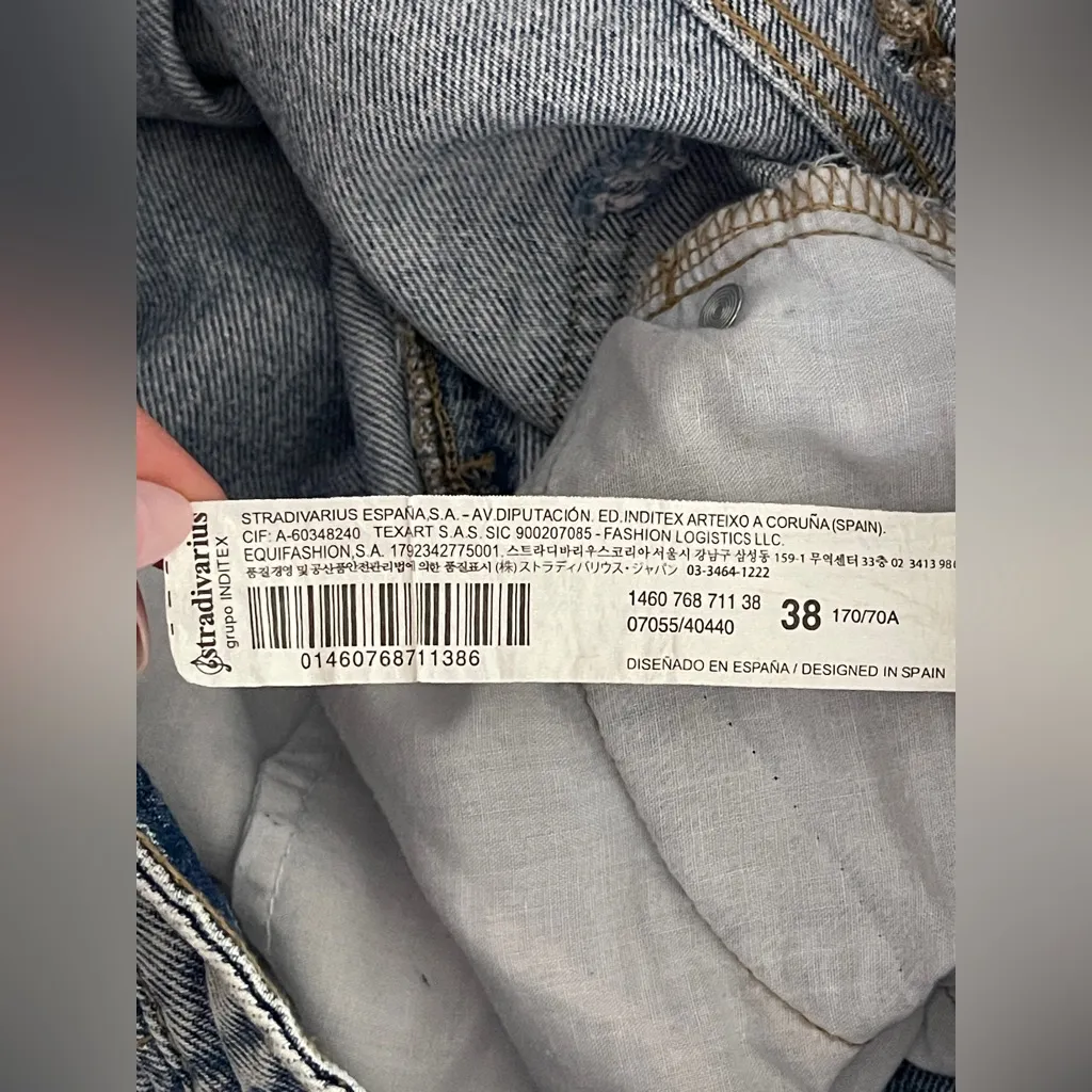 Stradivarius Mom Jeans Blue Denim Distressed Button Fly Women Size US 06 - Image 11