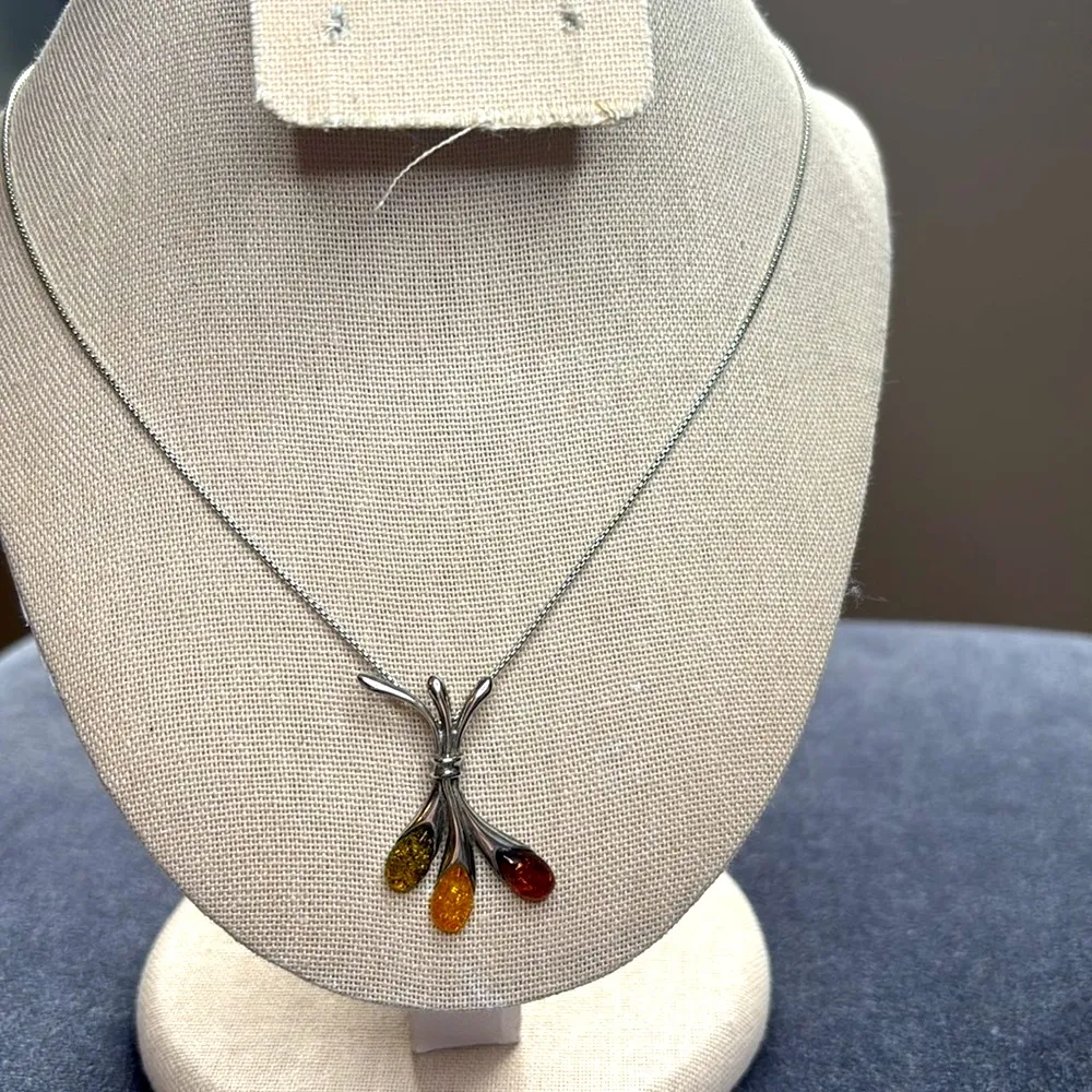 925 Sterling Silver Baltic Amber Floral Pendant Necklace Honey Cognac Green - Image 11