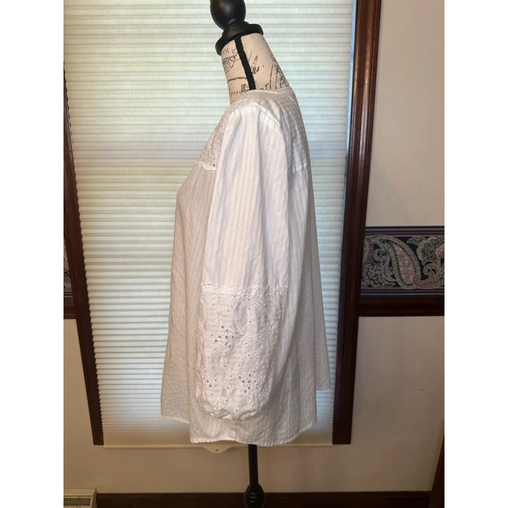 Likely a Large 100% Cotton White Blouse Brand Unknown Size undefined - Image 8