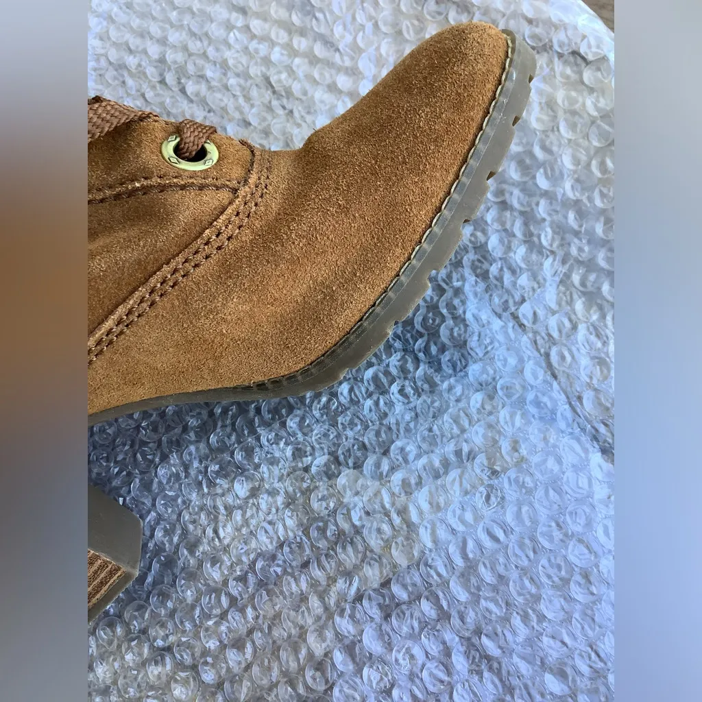 Modern stylish lace up boots💛💛💛 - Image 5