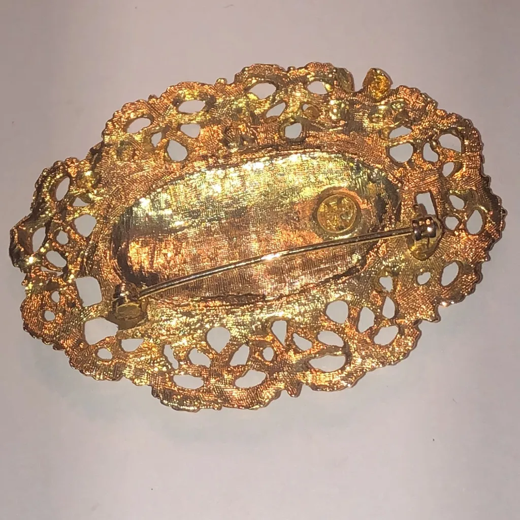 Angel Brand Vintage Gold Tone and Black Enamel Floral Rhinestone Brooch - Image 4