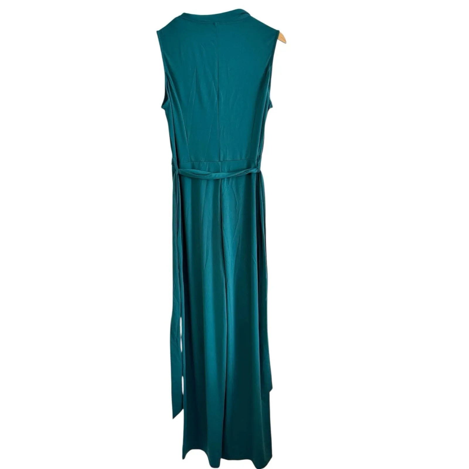 NWT Halara Green Surplice V Neck Stretchy Wide Leg Jumpsuit Belted Size Medium - Image 2