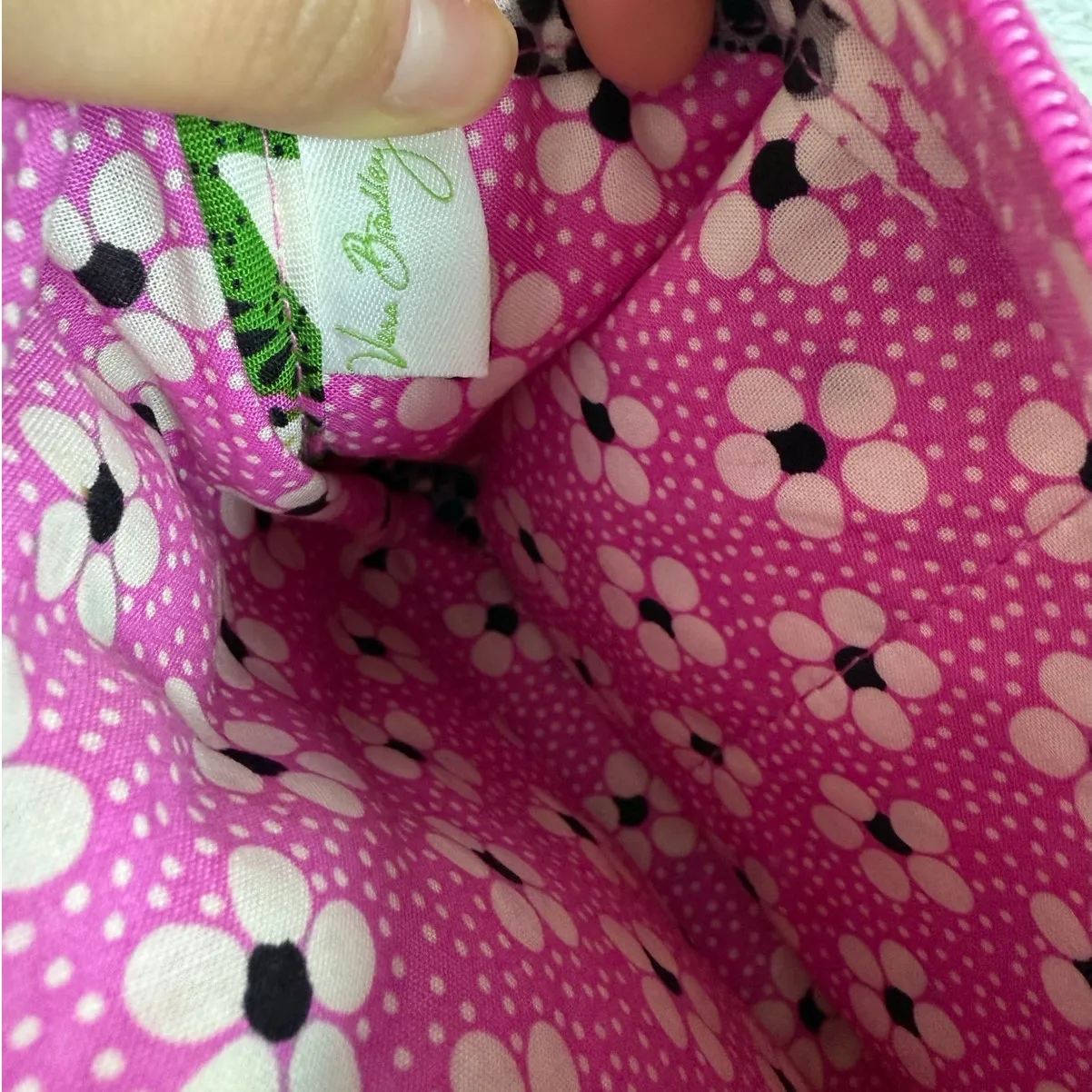 Vera Bradley Flap Shoulder Bag Quilted Pink Green Black White Floral Crossbody - Image 9