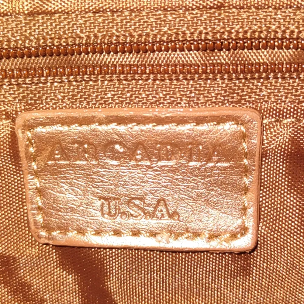 Arcadia USA hobo bag NWOT "A" Gold - Image 5