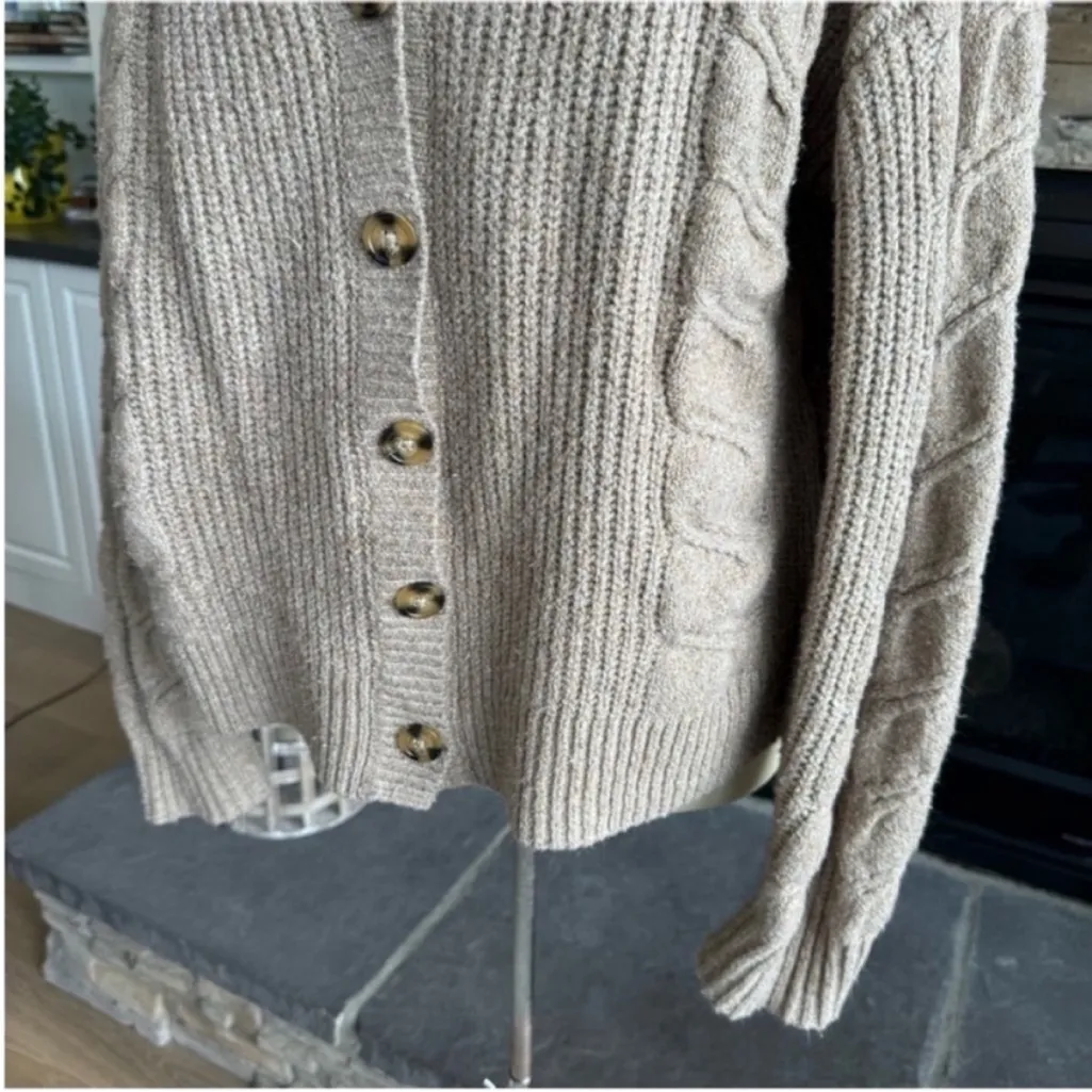 cupcakes & cashmere Taupe Cable Knit Cardigan Tan Size L - Image 6