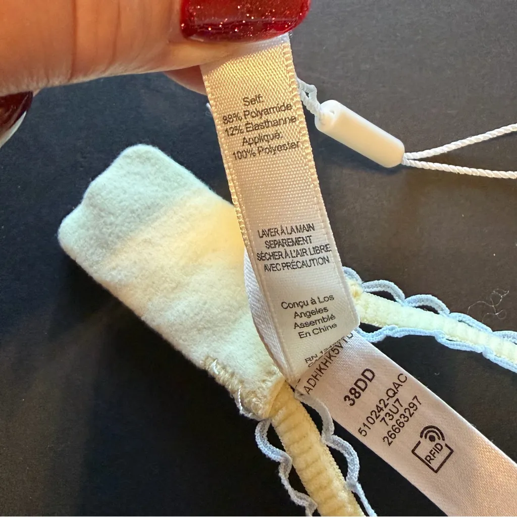 For Love and Lemons Pastel Papillon Butterflies
Underwire mesh bra 38DD, NWT - Image 13