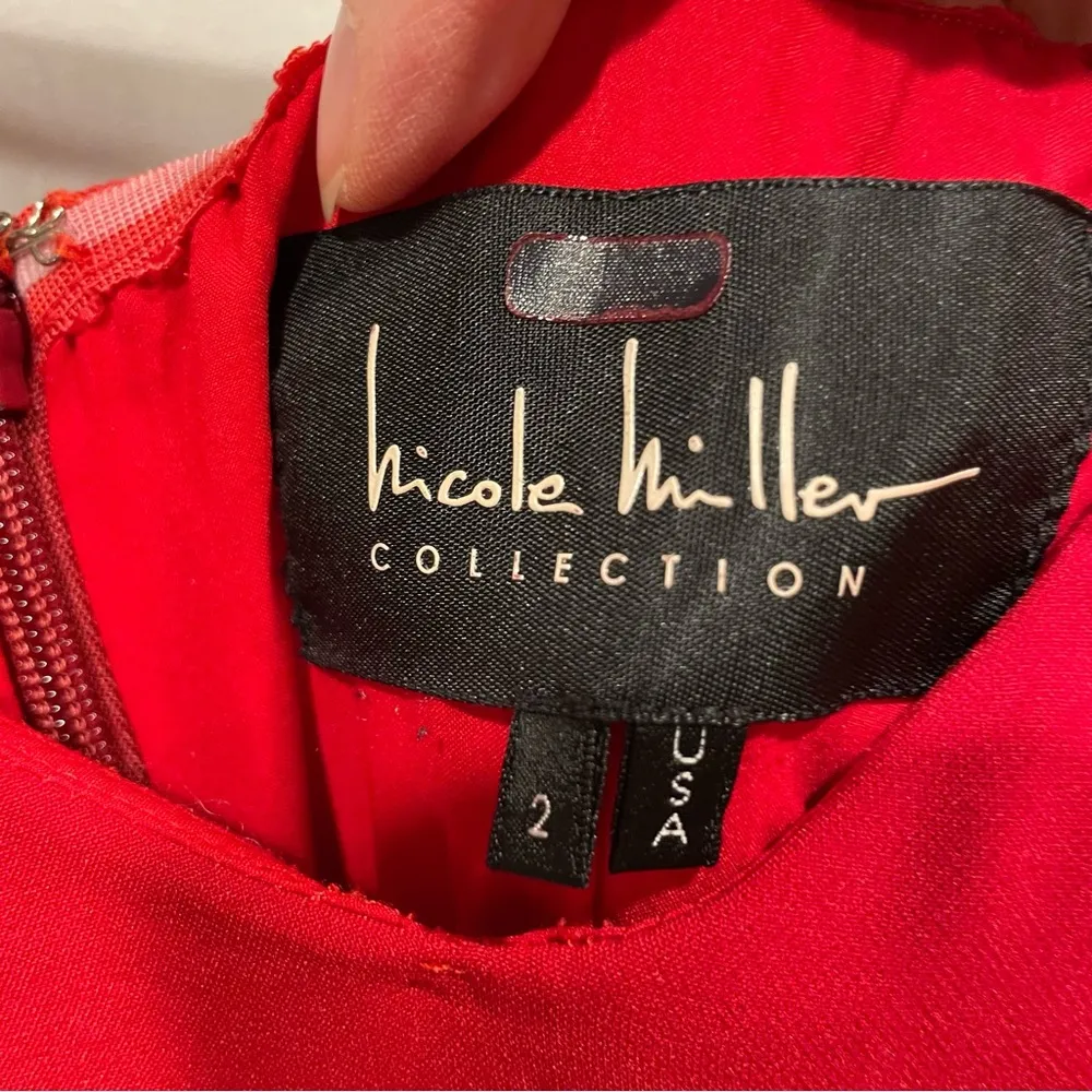 Stunning Nicole Miller Collection off the shoulder red maxi mermaid gown dreamy - Image 10