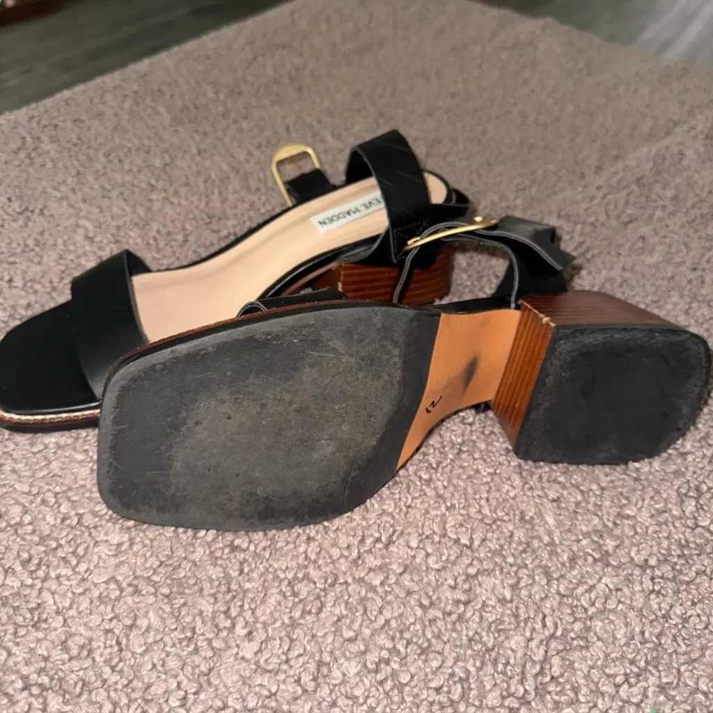 Steve Madden Black Heeled Sandals - Image 4