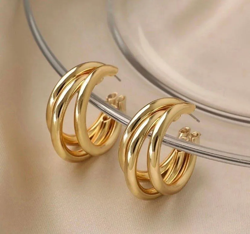18K Gold Plated Lightweight Chunky Open Gold Hoop Earrings for Women - Image 4