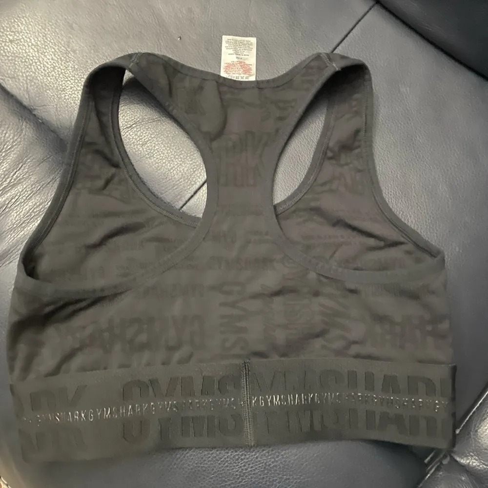 Gymshark black sports bra medium - Image 5