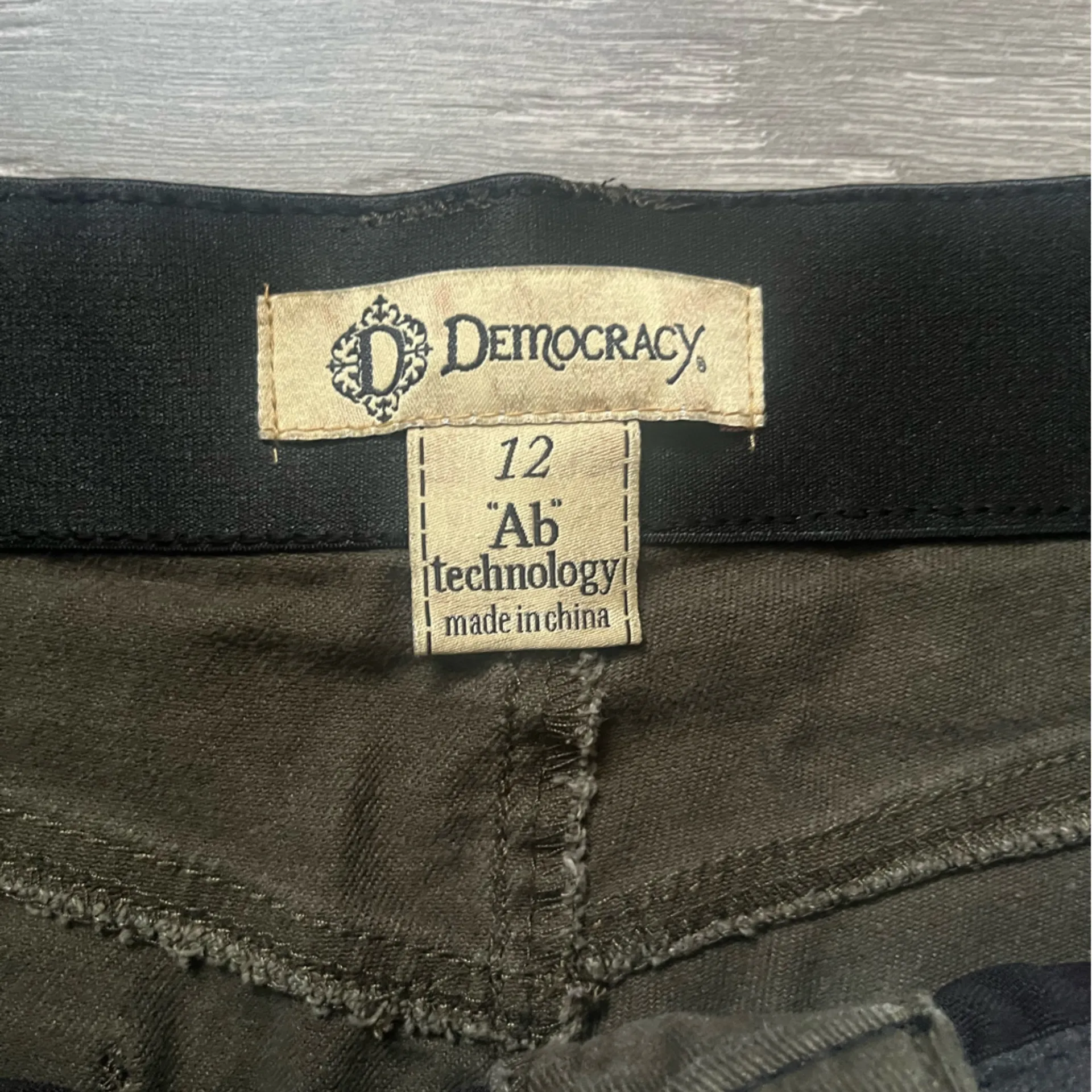 Democracy “Ab”solution Olive Army Green Denim Jeans Raw Hem Size 12 Fall Casual - Image 4